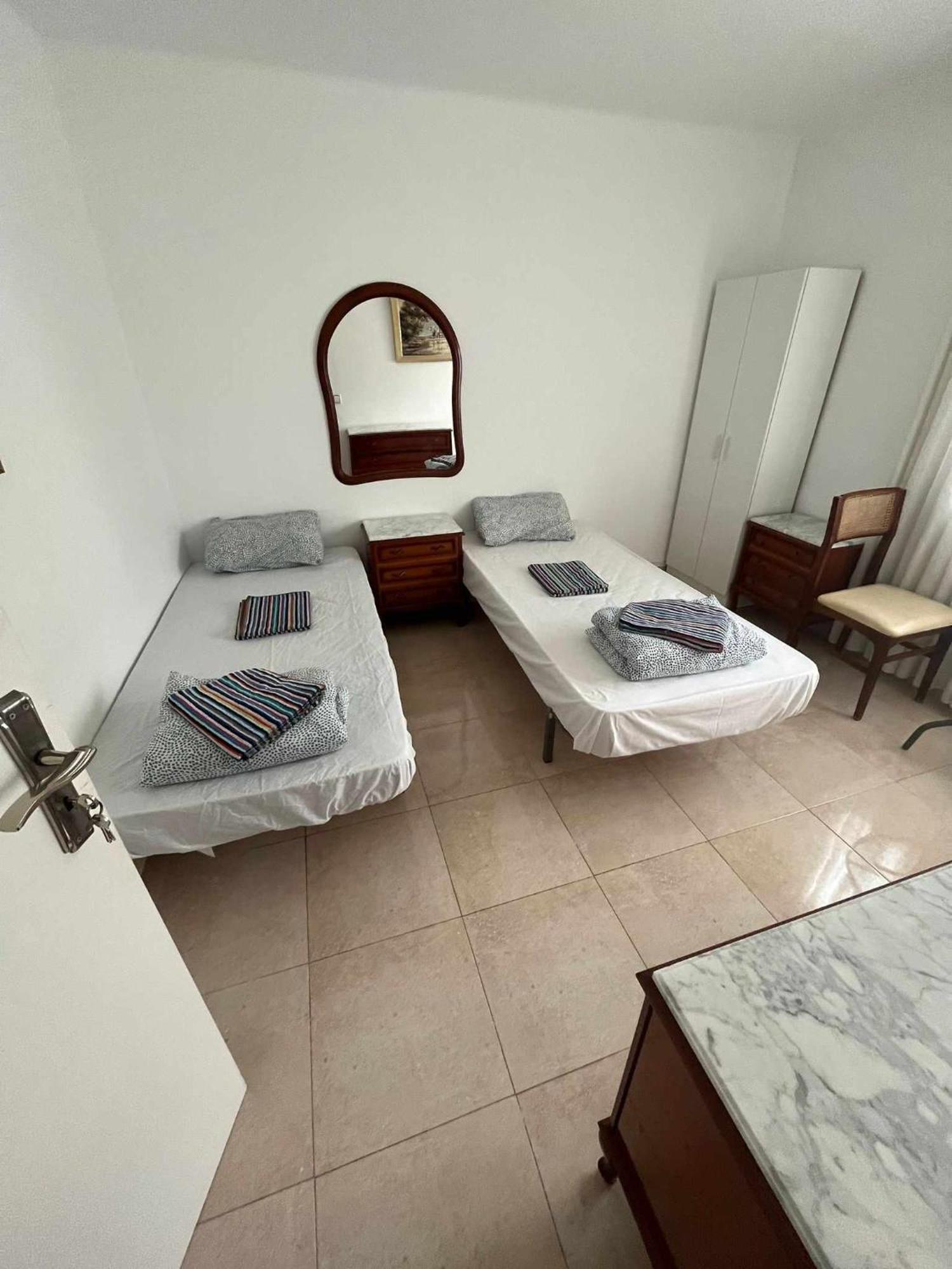 Апартаменты 24 D-Habitacion En Piso Сан-Висенте-дель-Распеч Экстерьер фото